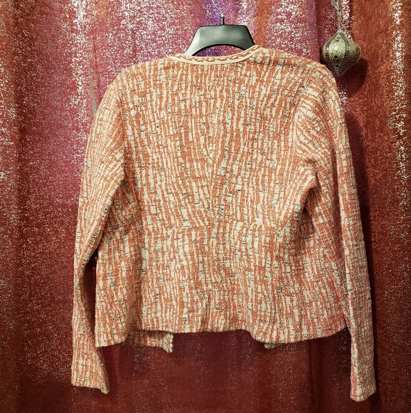 Women's jacket - Picture 2 of 3